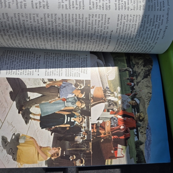 1954 National Geographic Magazine Volume 6 Featuring Sierra Nevadas - Picture 7 of 9